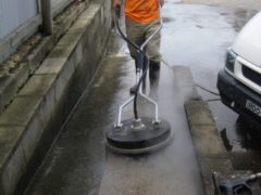 Hot Water Pressure Cleaning 1